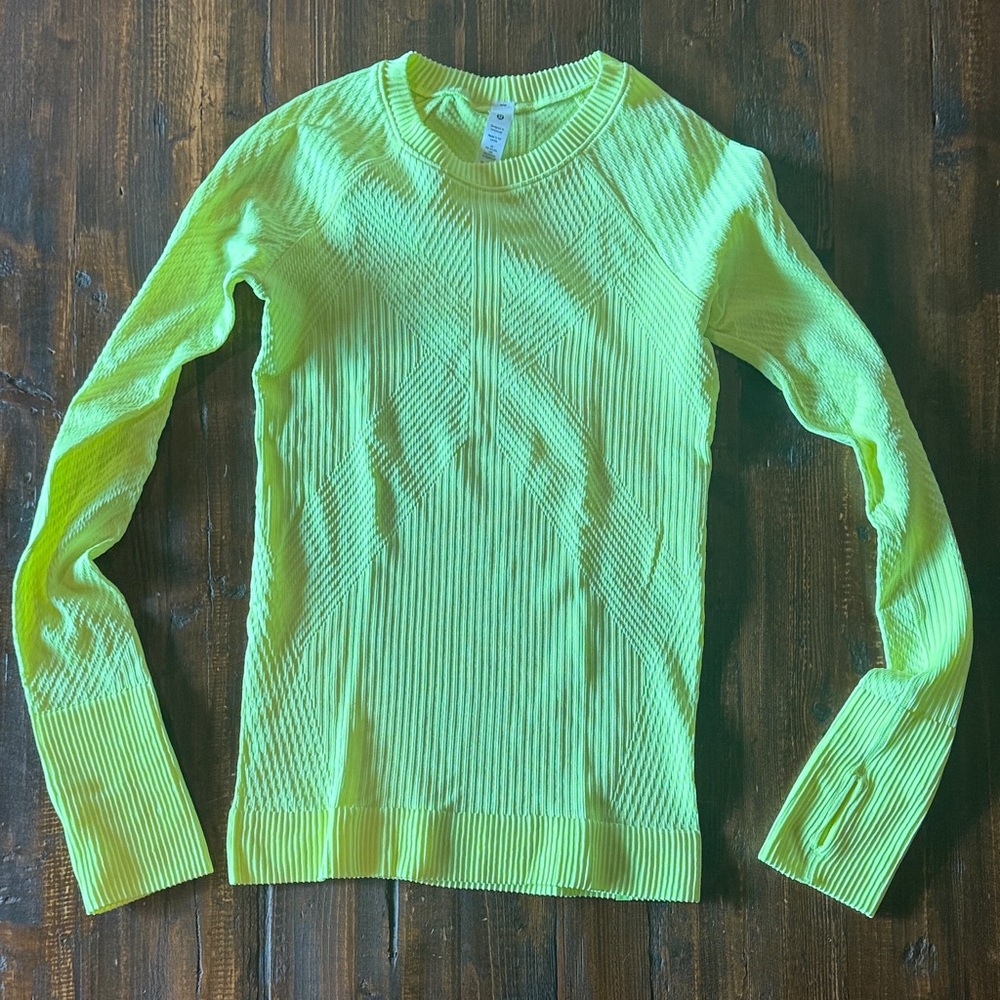 Vibrant Neon Yellow Top Size 4. NWT